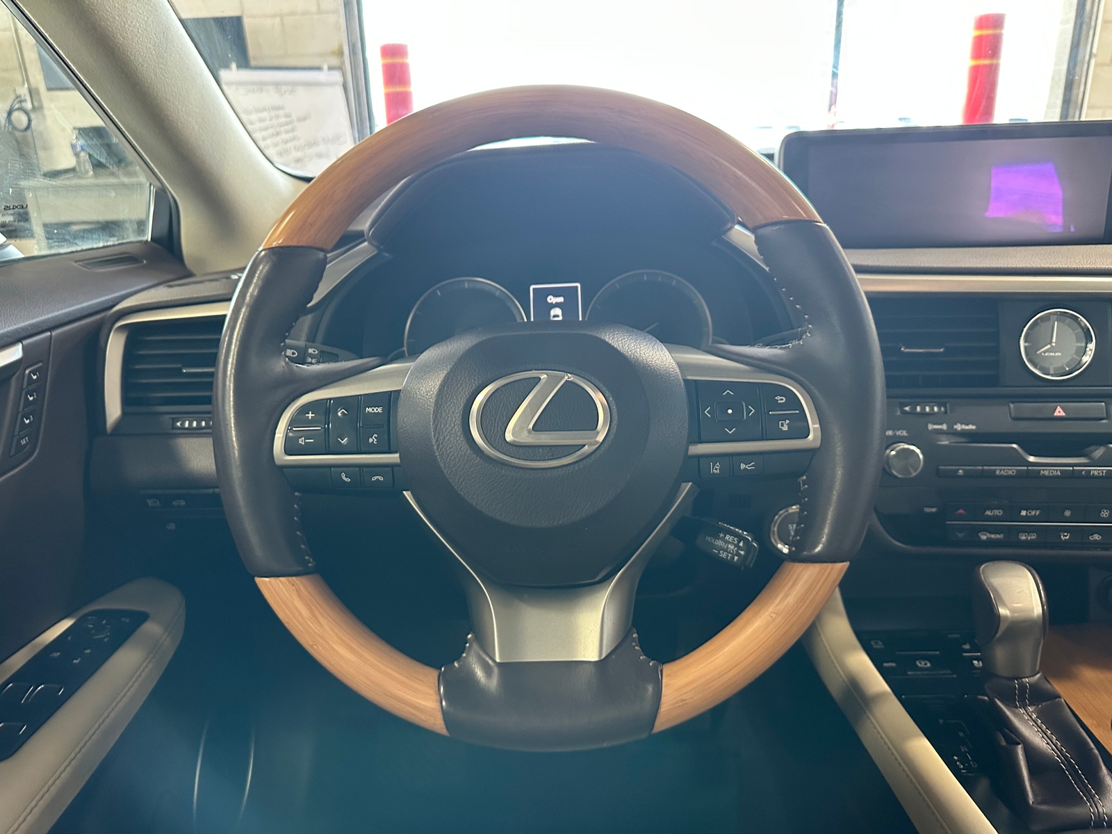 Thumbnail: 2017 Lexus RX - 4