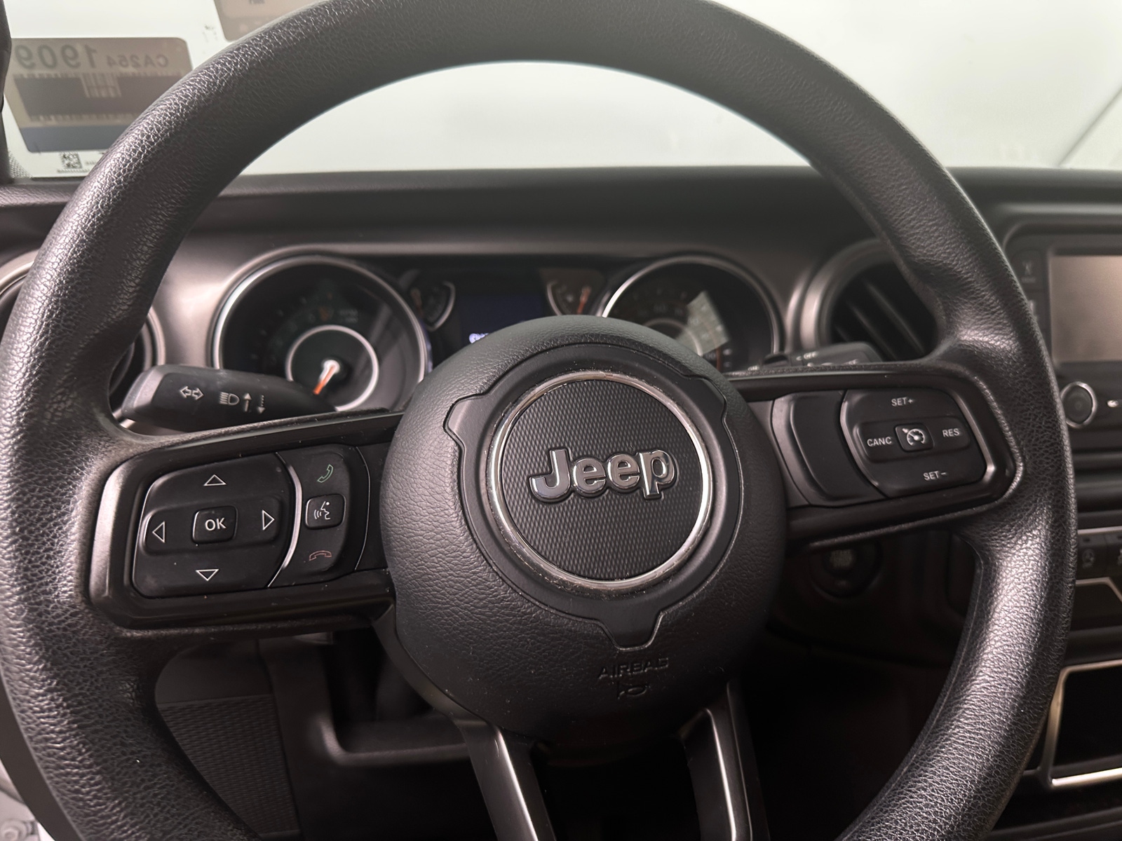 Thumbnail: 2021 Jeep Wrangler - 5