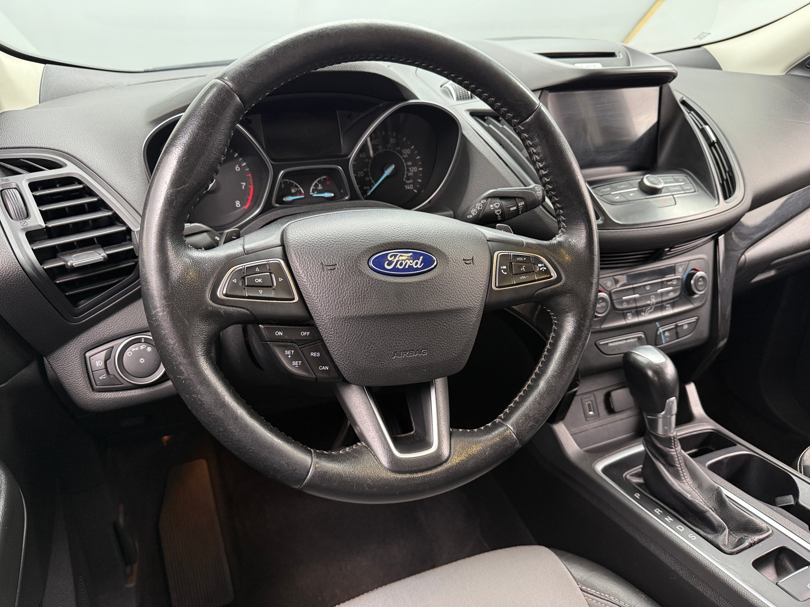 Thumbnail: 2017 Ford Escape - 4