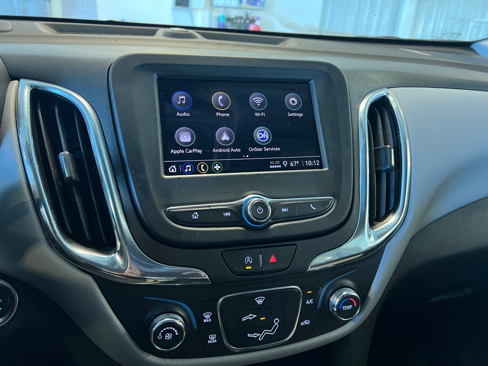 Thumbnail: 2022 Chevrolet Equinox - 4