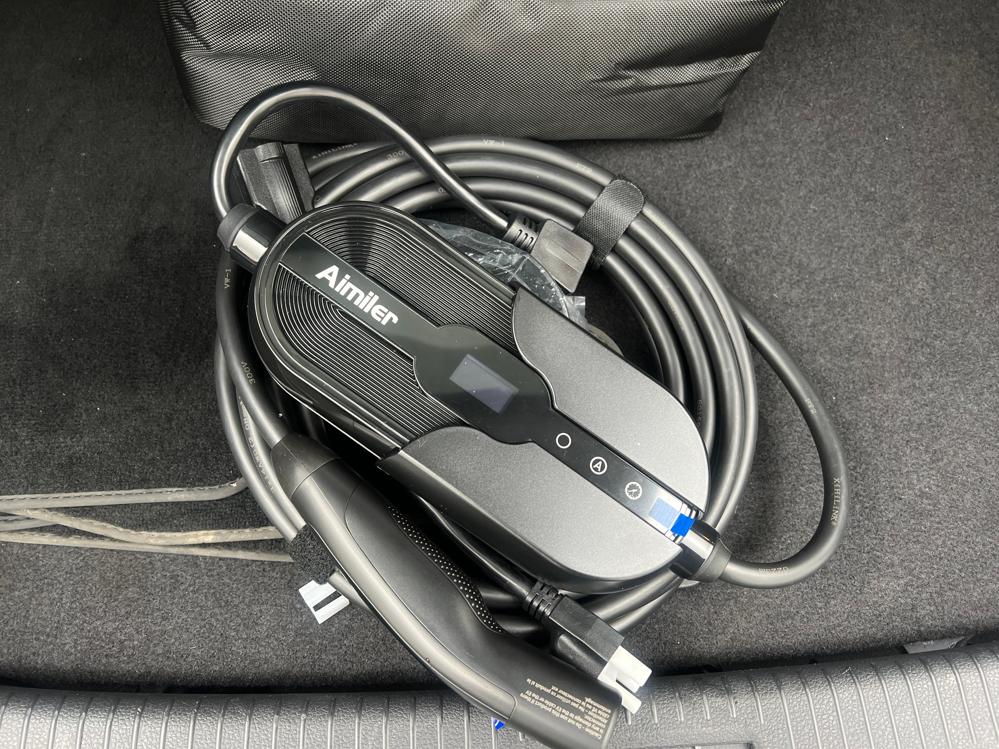 Used 2019 Volkswagen e-Golf e-Golf SE with VIN WVWKR7AU6KW909319 for sale in Oak Creek, WI