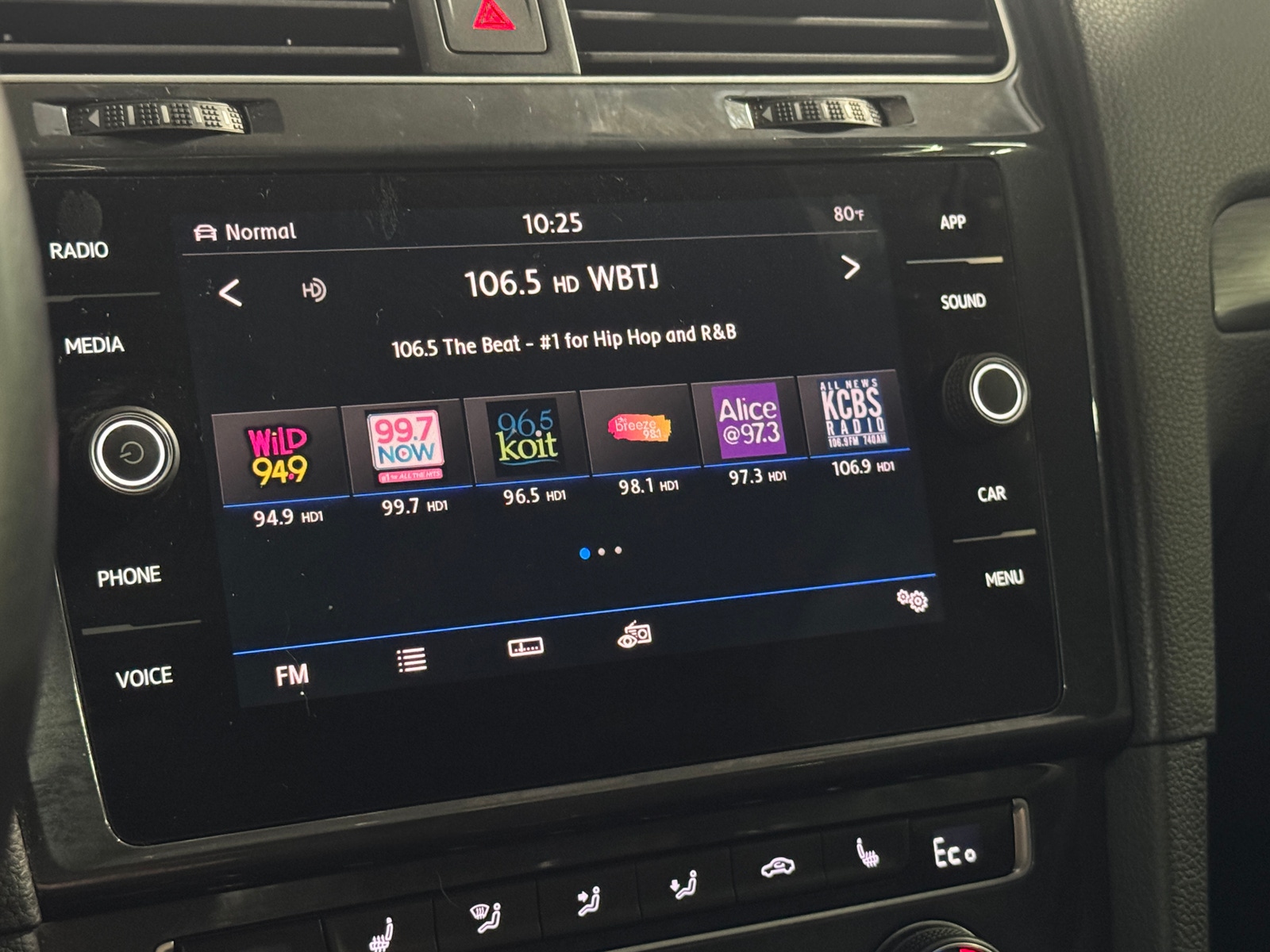 Thumbnail: 2019 Volkswagen e-Golf - 4