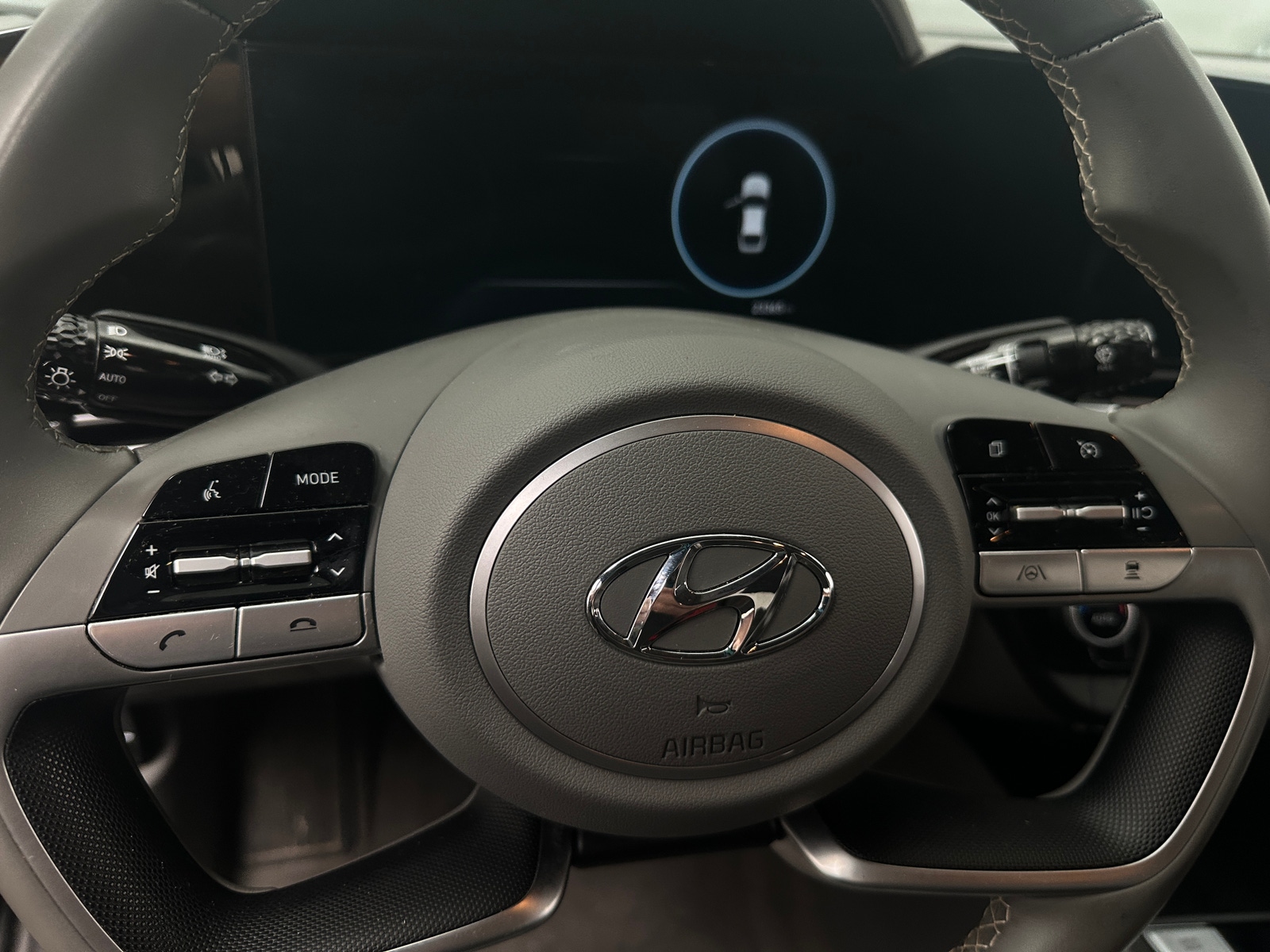 Thumbnail: 2023 Hyundai Elantra - 5