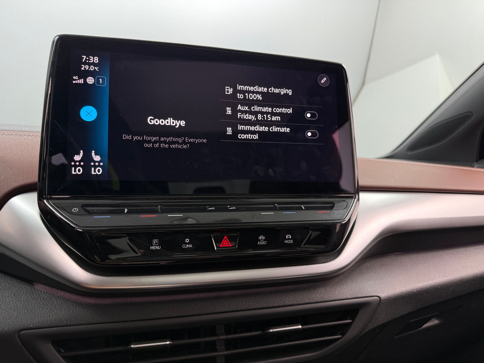 Thumbnail: 2021 Volkswagen ID.4 - 3