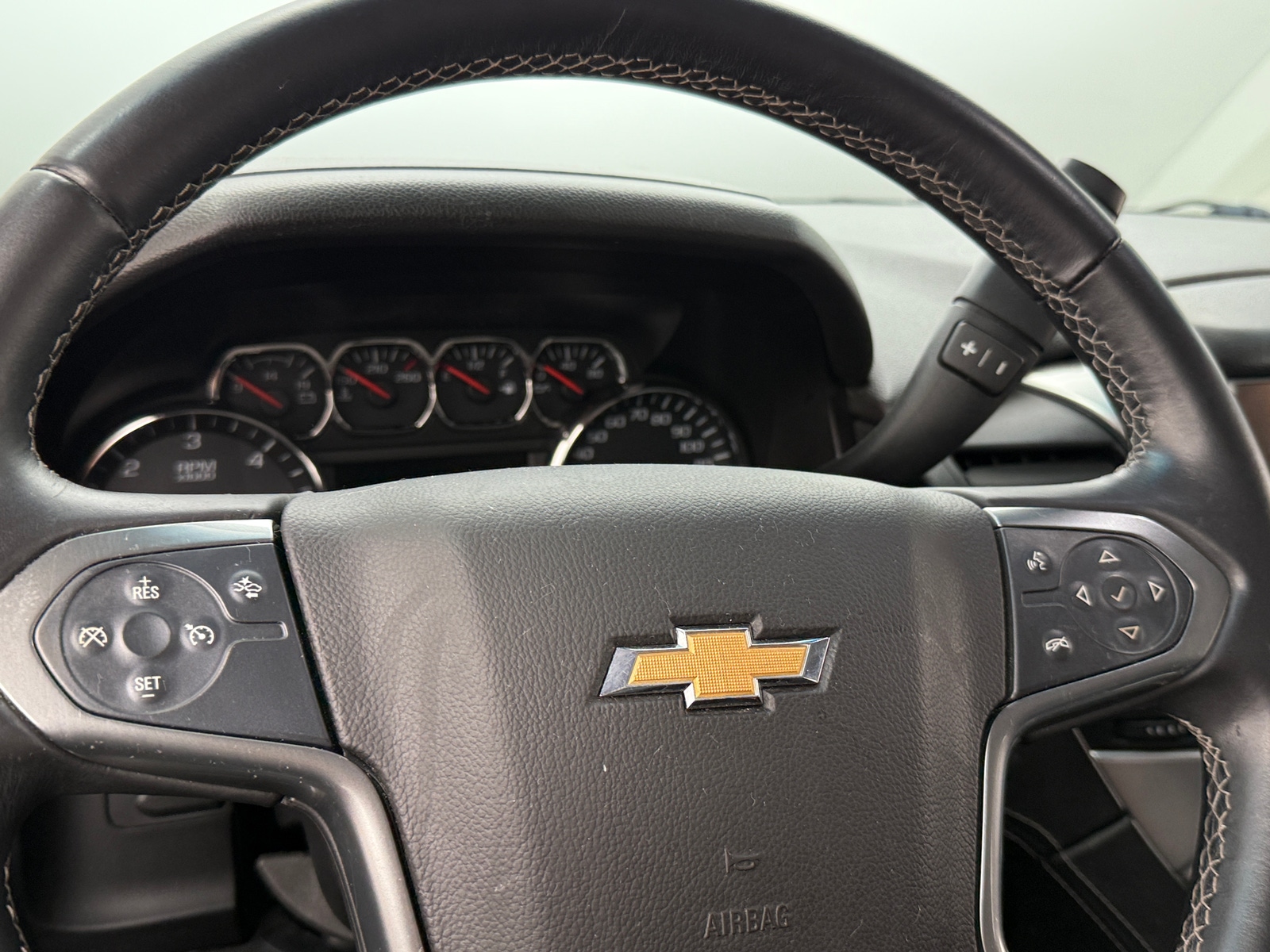 Thumbnail: 2015 Chevrolet Tahoe - 4