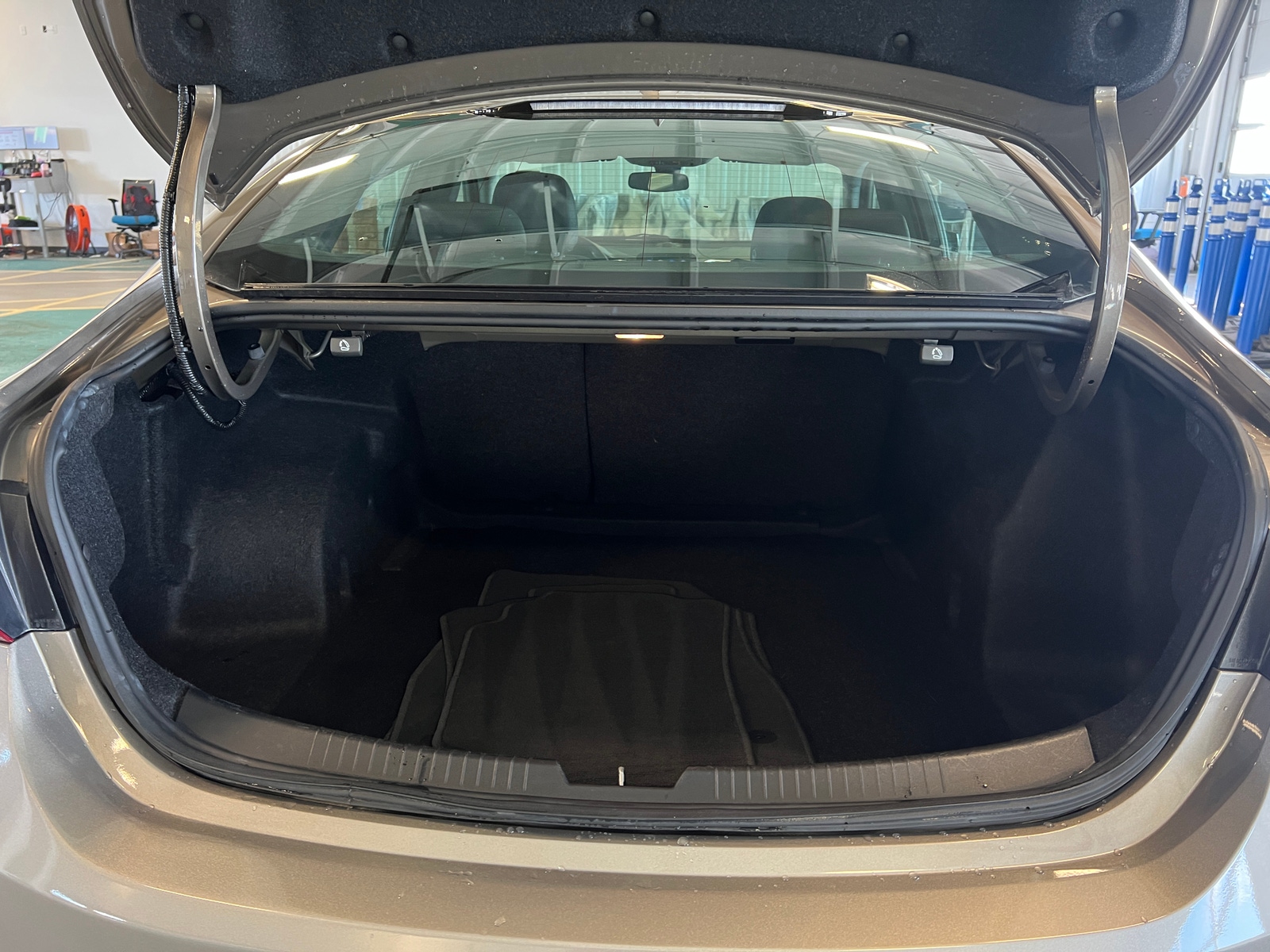 Thumbnail: 2020 Chevrolet Malibu - 7