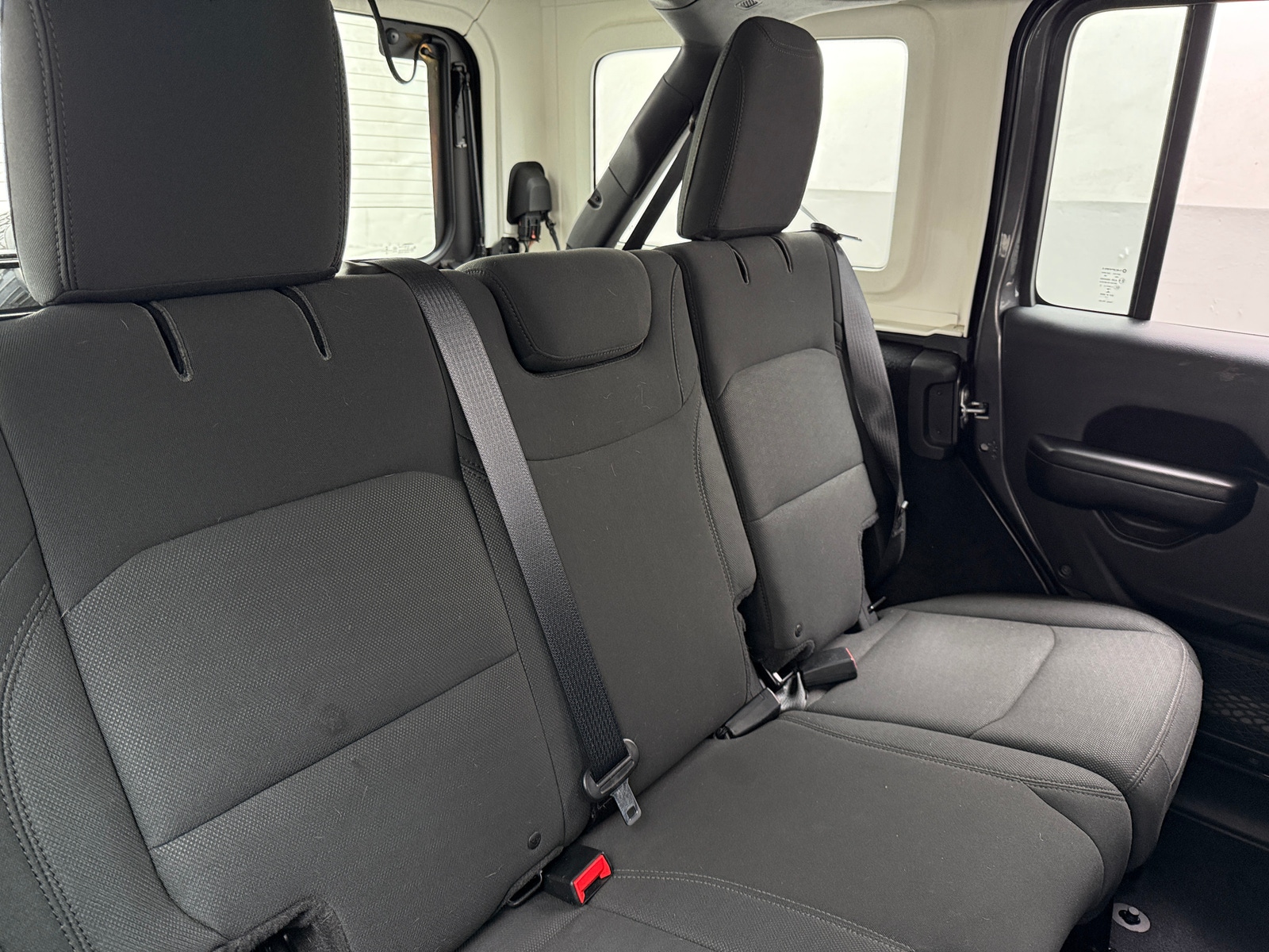 Thumbnail: 2018 Jeep Wrangler - 6