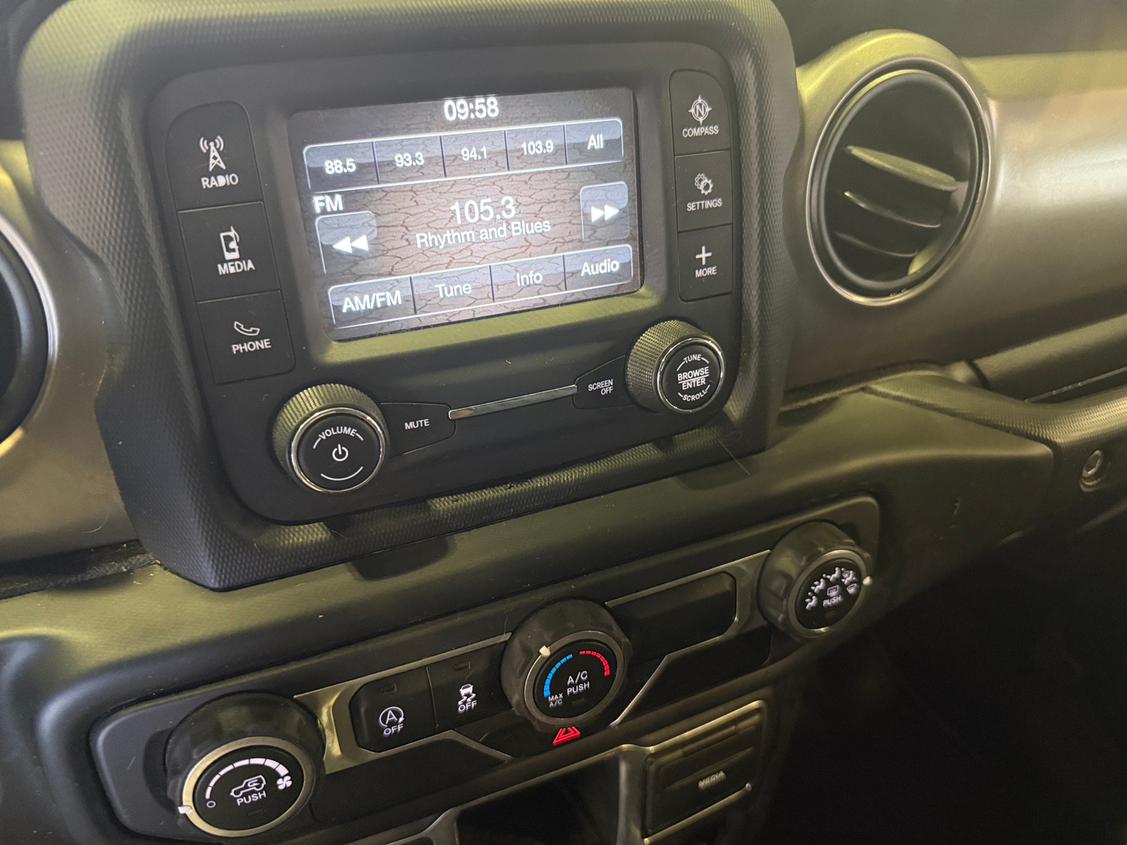 Thumbnail: 2018 Jeep Wrangler - 4