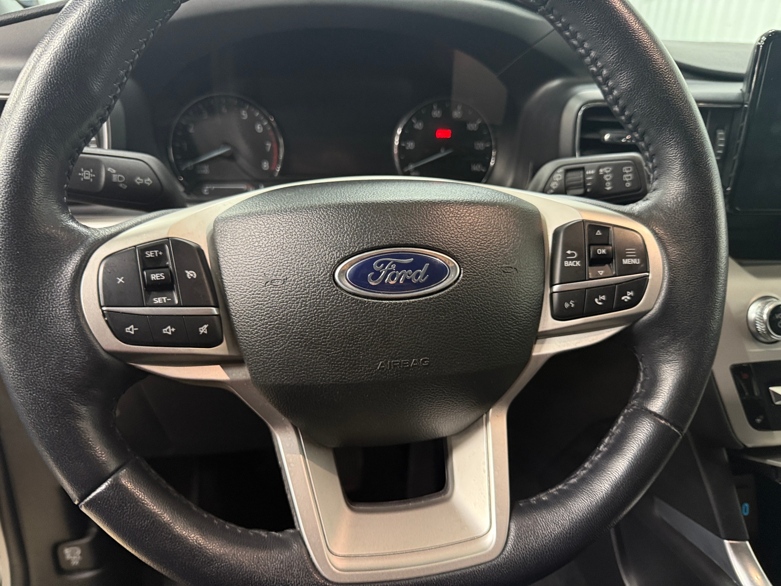 Thumbnail: 2023 Ford Explorer - 5