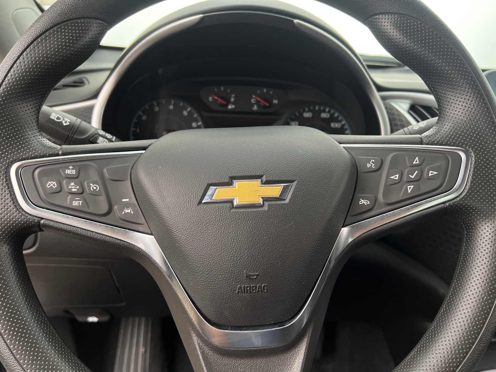 Thumbnail: 2025 Chevrolet Malibu - 5