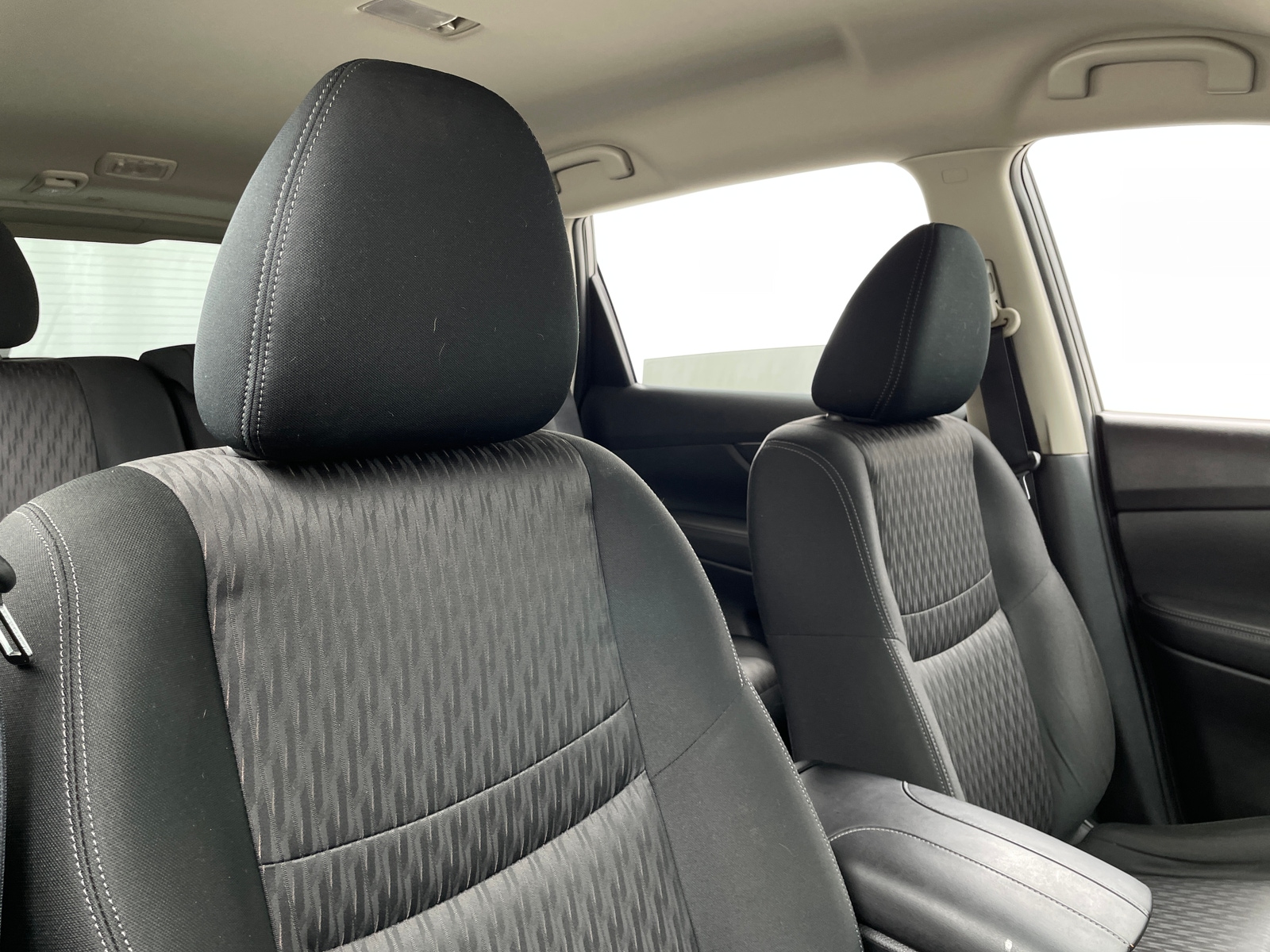 Thumbnail: 2019 Nissan Rogue - 2