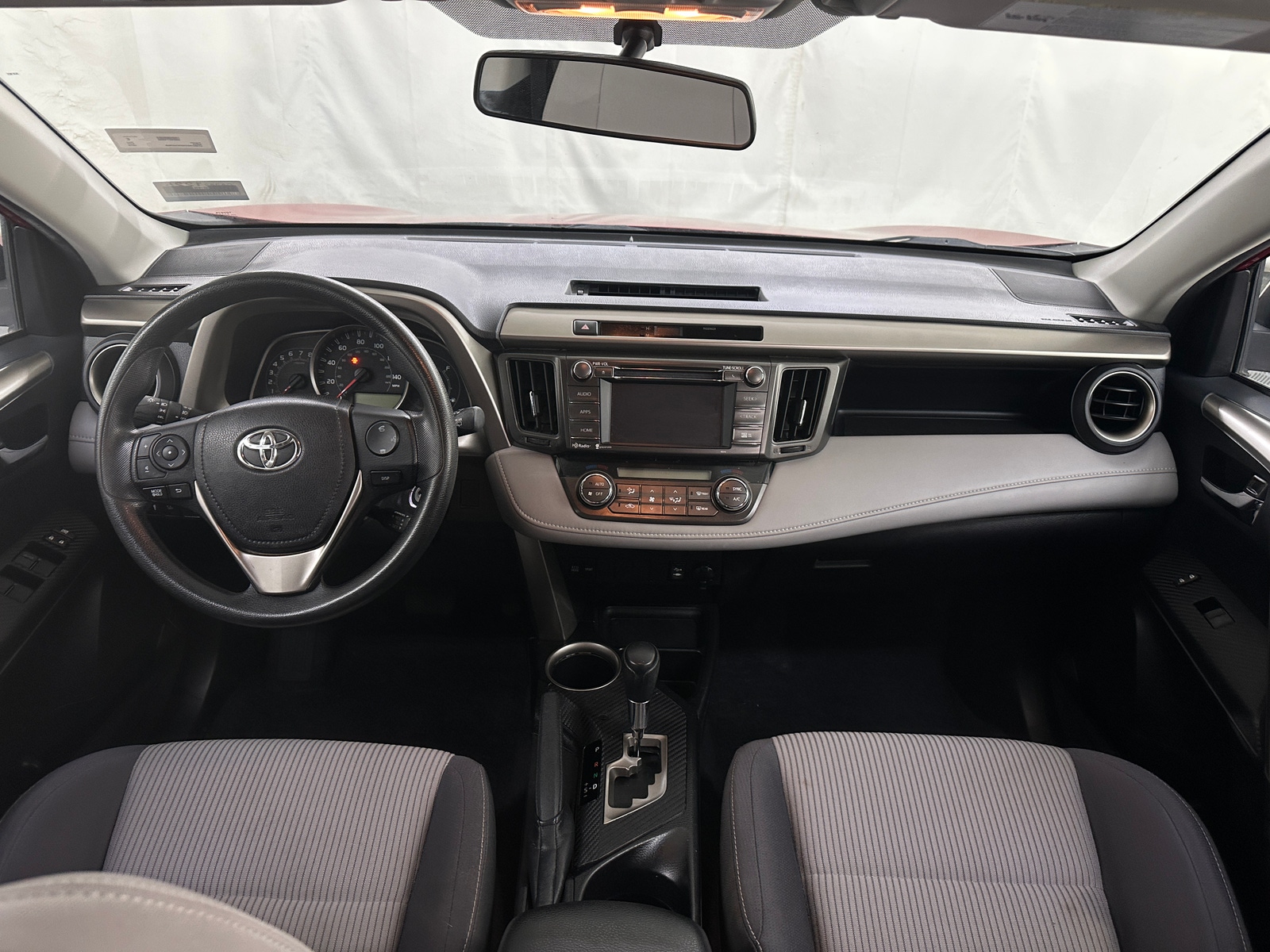 Thumbnail: 2014 Toyota RAV4 - 3