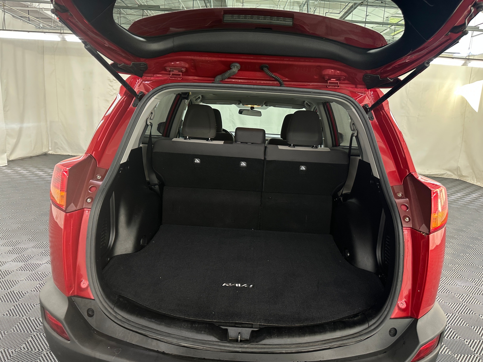 Thumbnail: 2014 Toyota RAV4 - 7