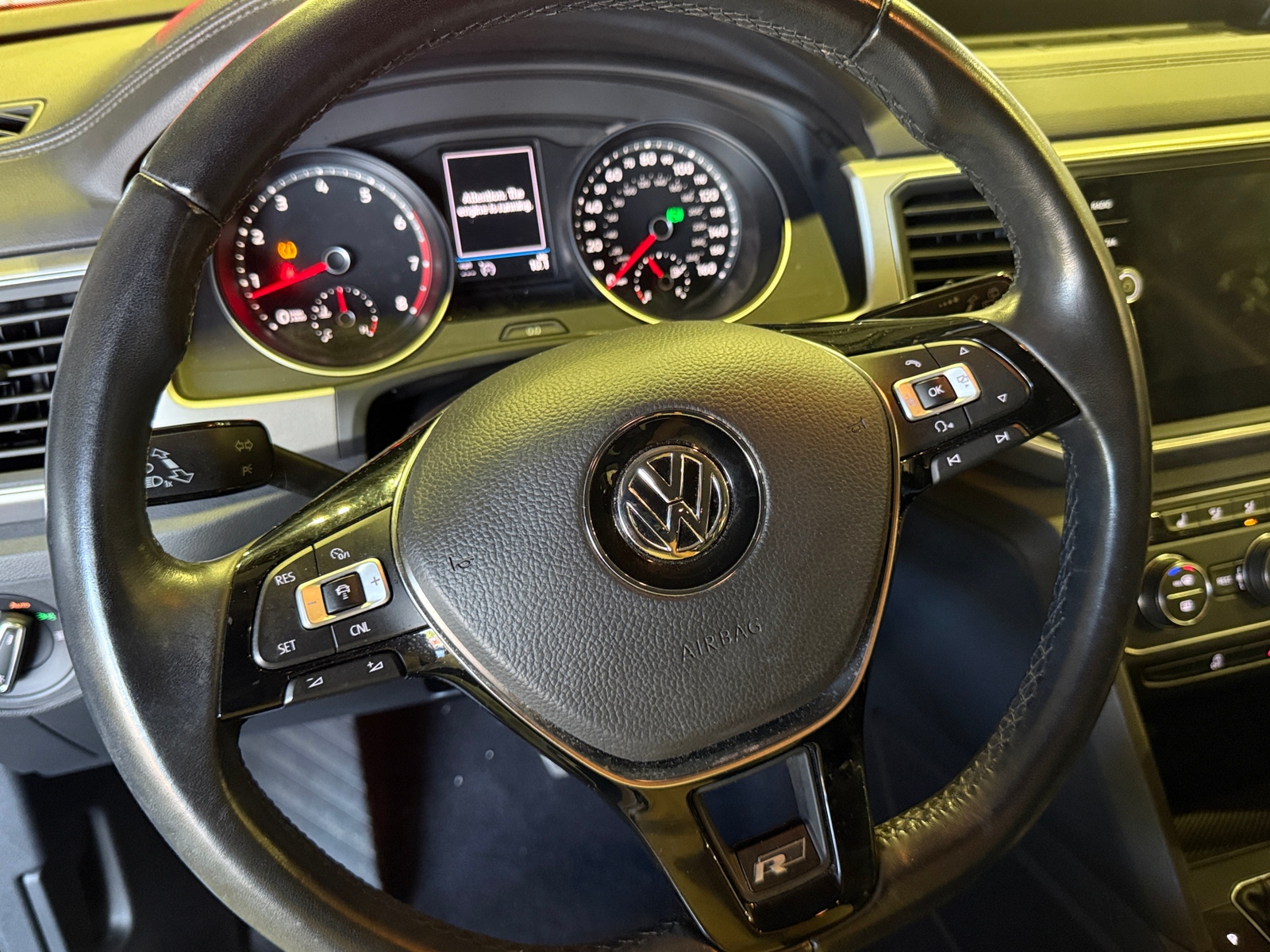 Thumbnail: 2018 Volkswagen Atlas - 4