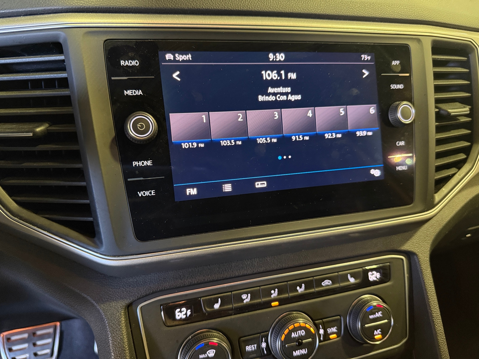 Thumbnail: 2018 Volkswagen Atlas - 3