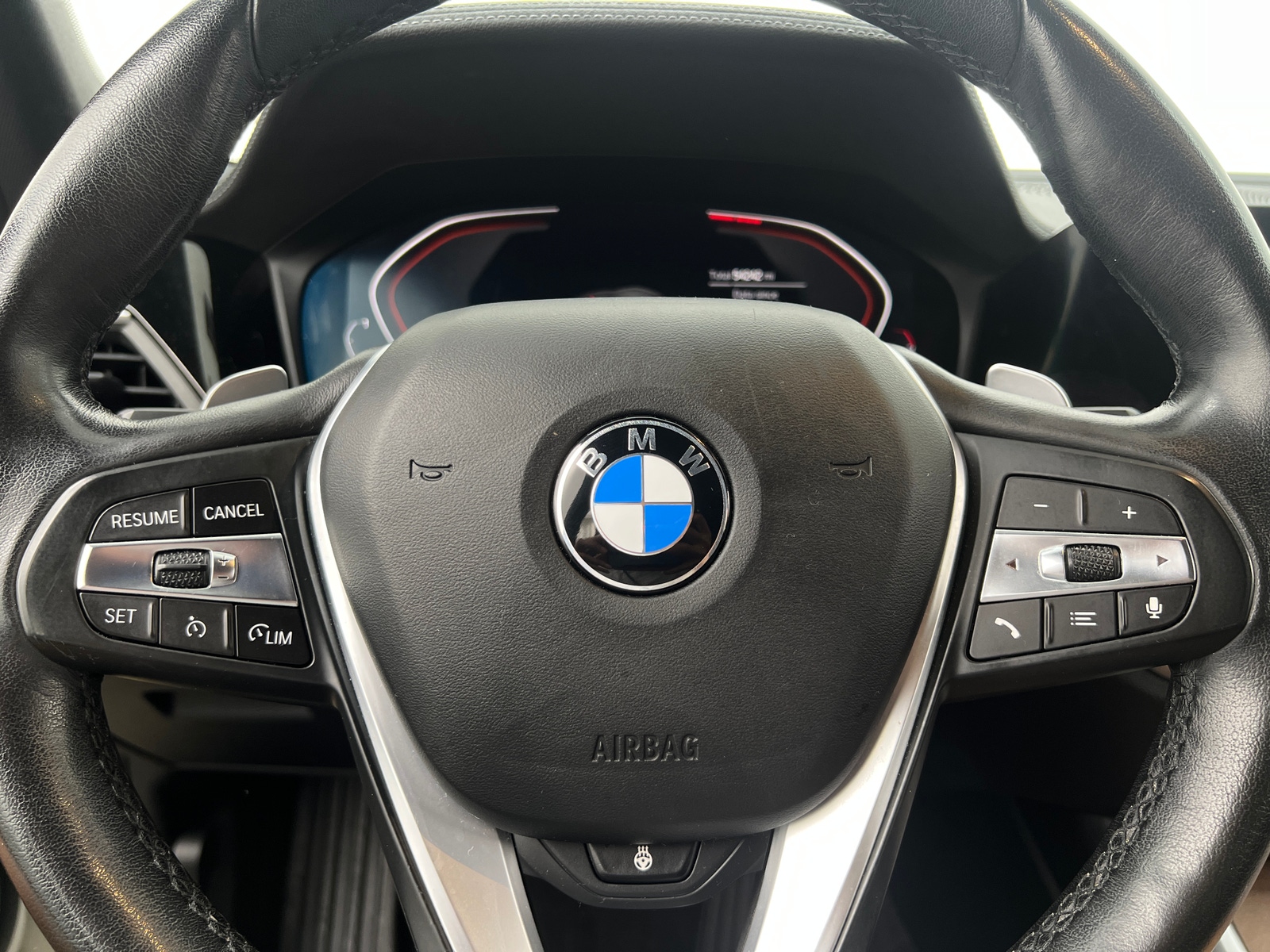 Thumbnail: 2019 BMW 3 Series - 4
