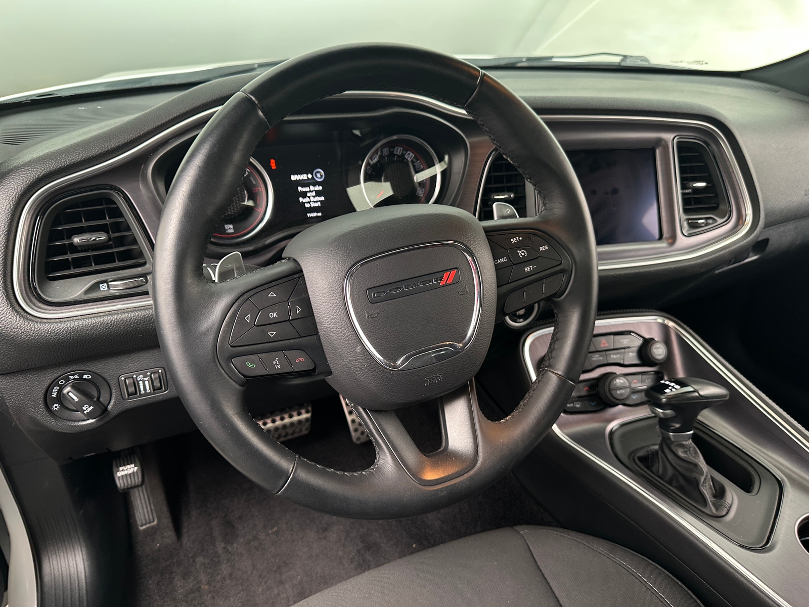 Thumbnail: 2017 Dodge Challenger - 4