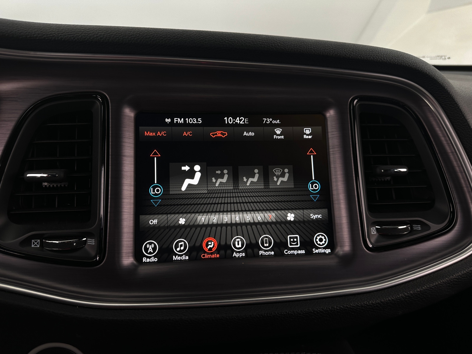 Thumbnail: 2017 Dodge Challenger - 3
