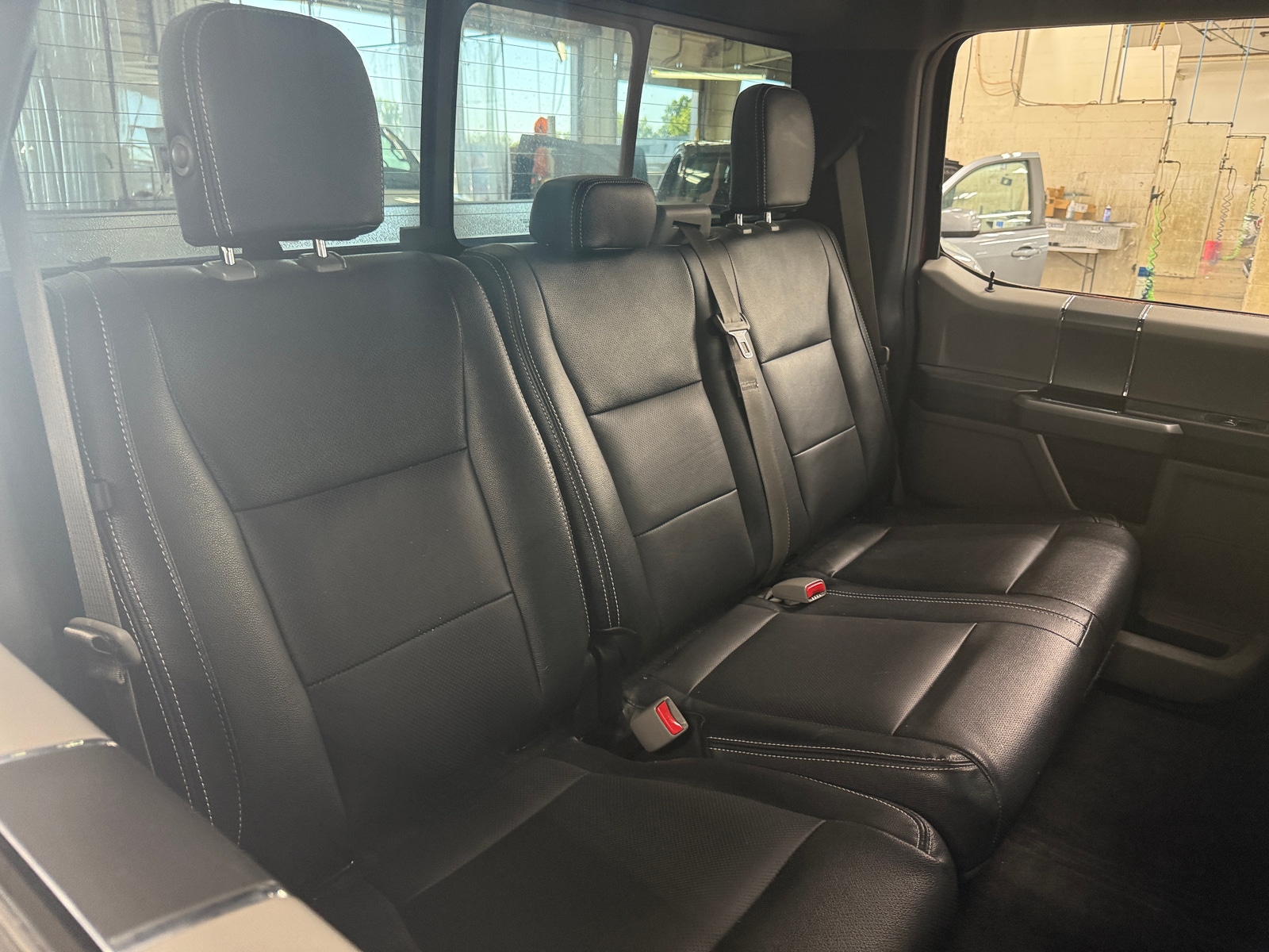 Thumbnail: 2017 Ford Econoline - 6