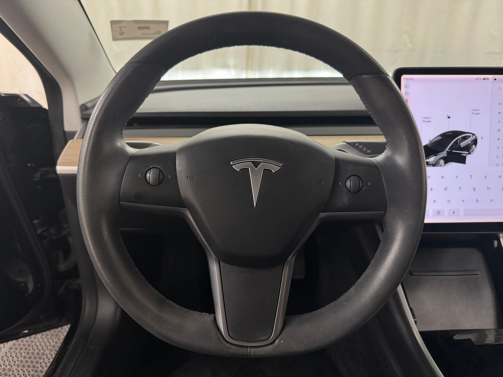 Thumbnail: 2020 Tesla Model 3 - 4