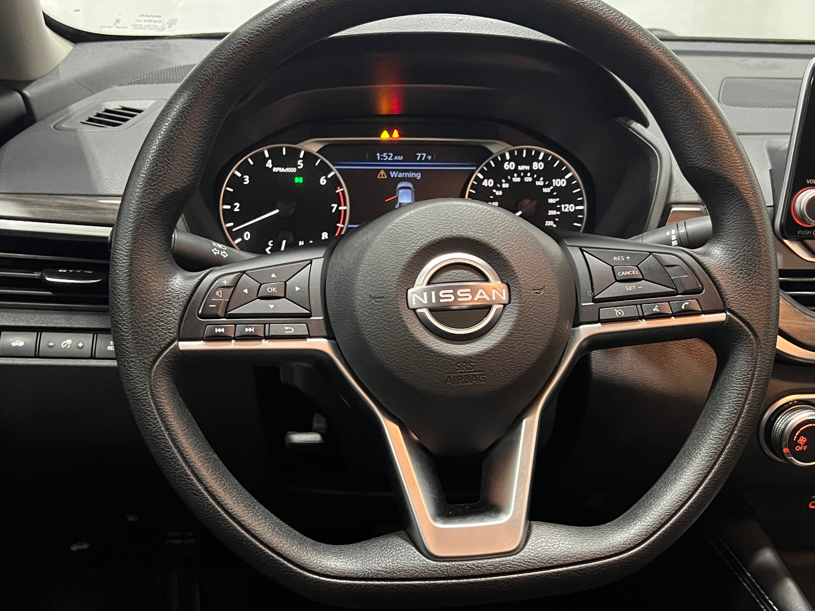 Thumbnail: 2023 Nissan Altima - 5