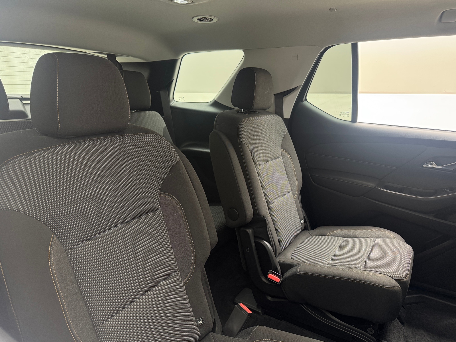 Thumbnail: 2021 Chevrolet Traverse - 6
