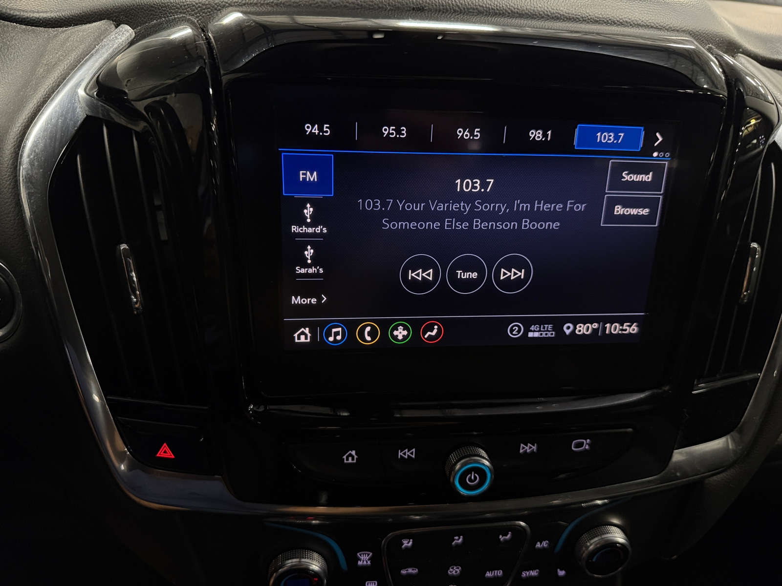 Thumbnail: 2021 Chevrolet Traverse - 4
