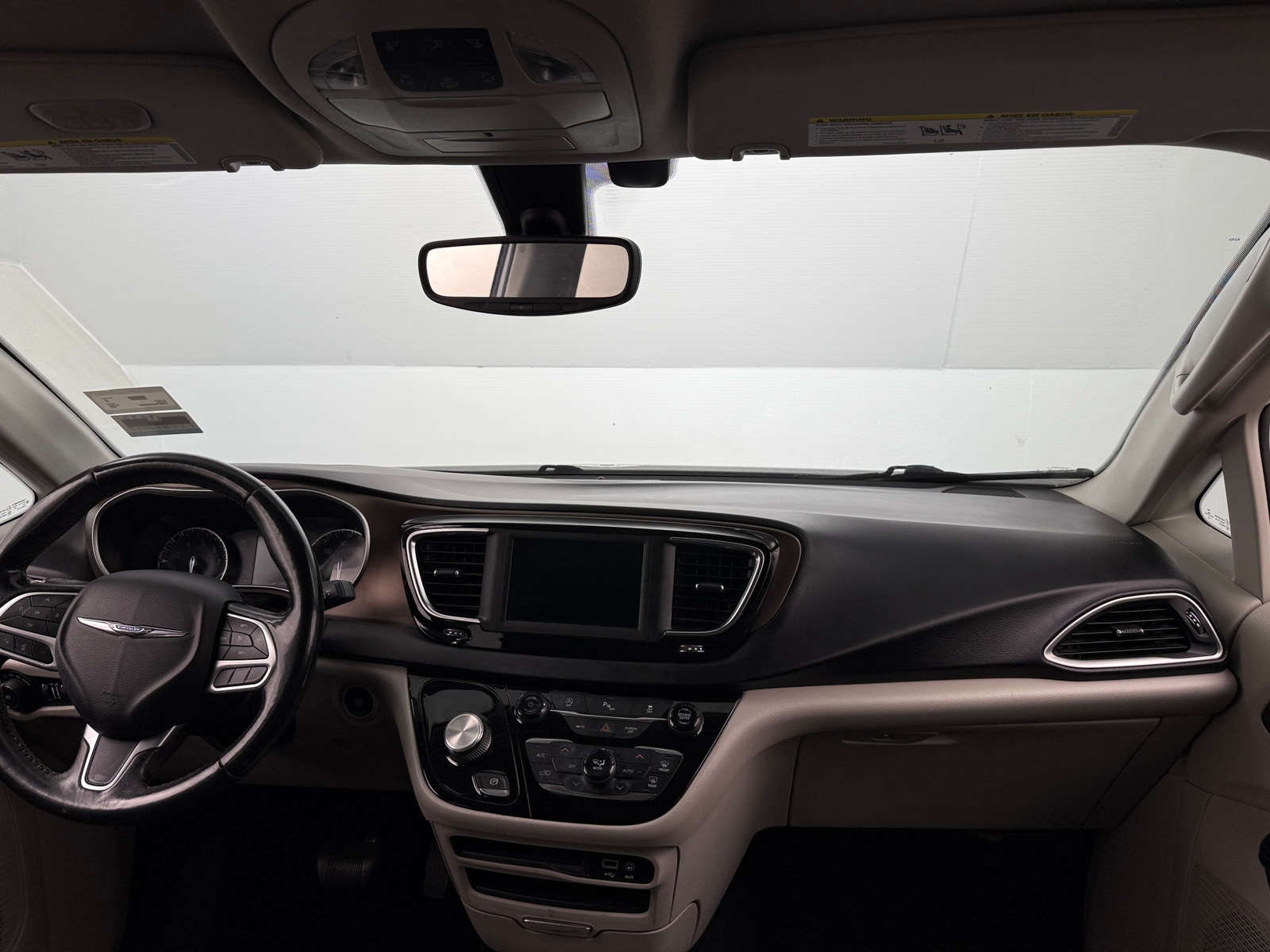 Thumbnail: 2019 Chrysler Pacifica - 2