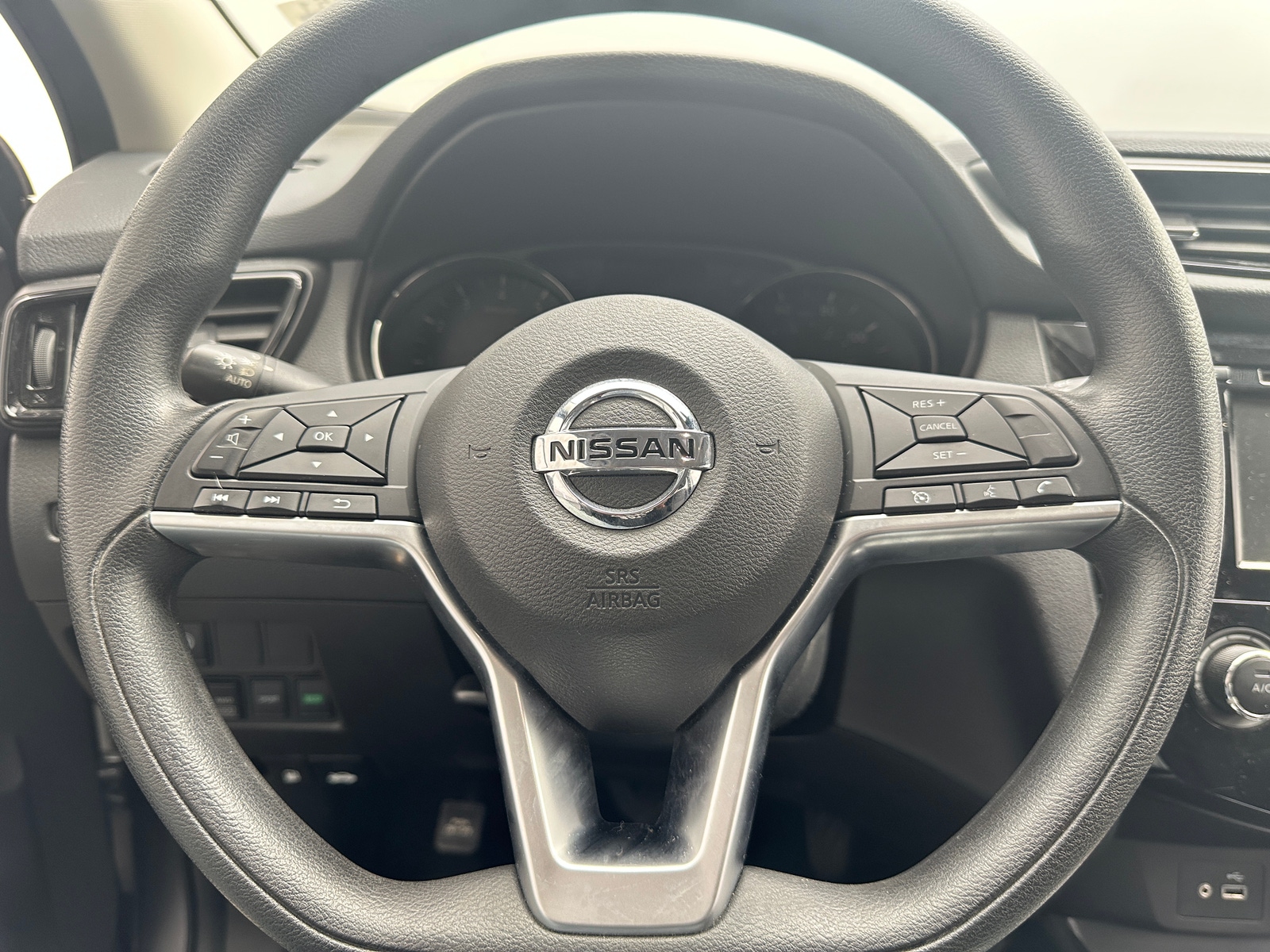 Thumbnail: 2021 Nissan Rogue Sport - 5