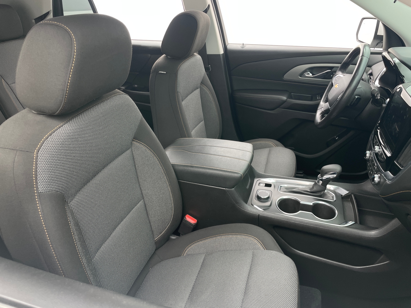 Thumbnail: 2021 Chevrolet Traverse - 2
