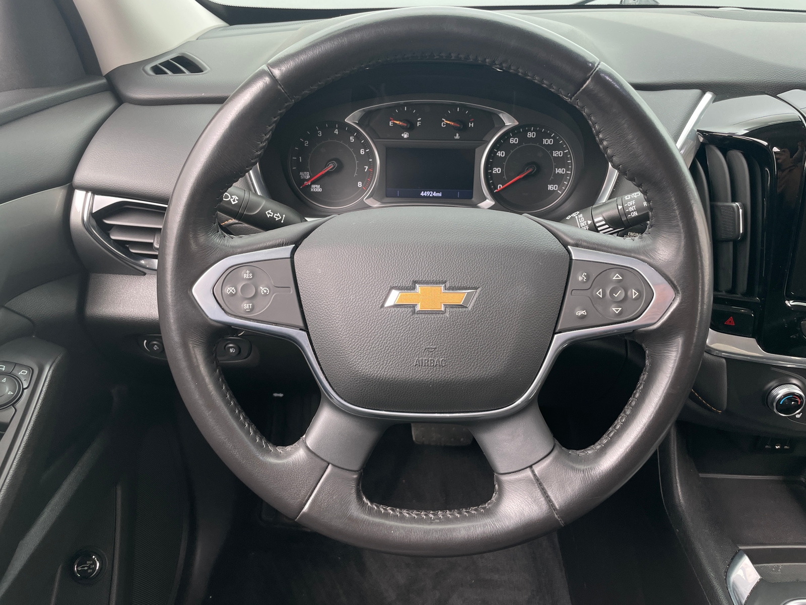 Thumbnail: 2021 Chevrolet Traverse - 5
