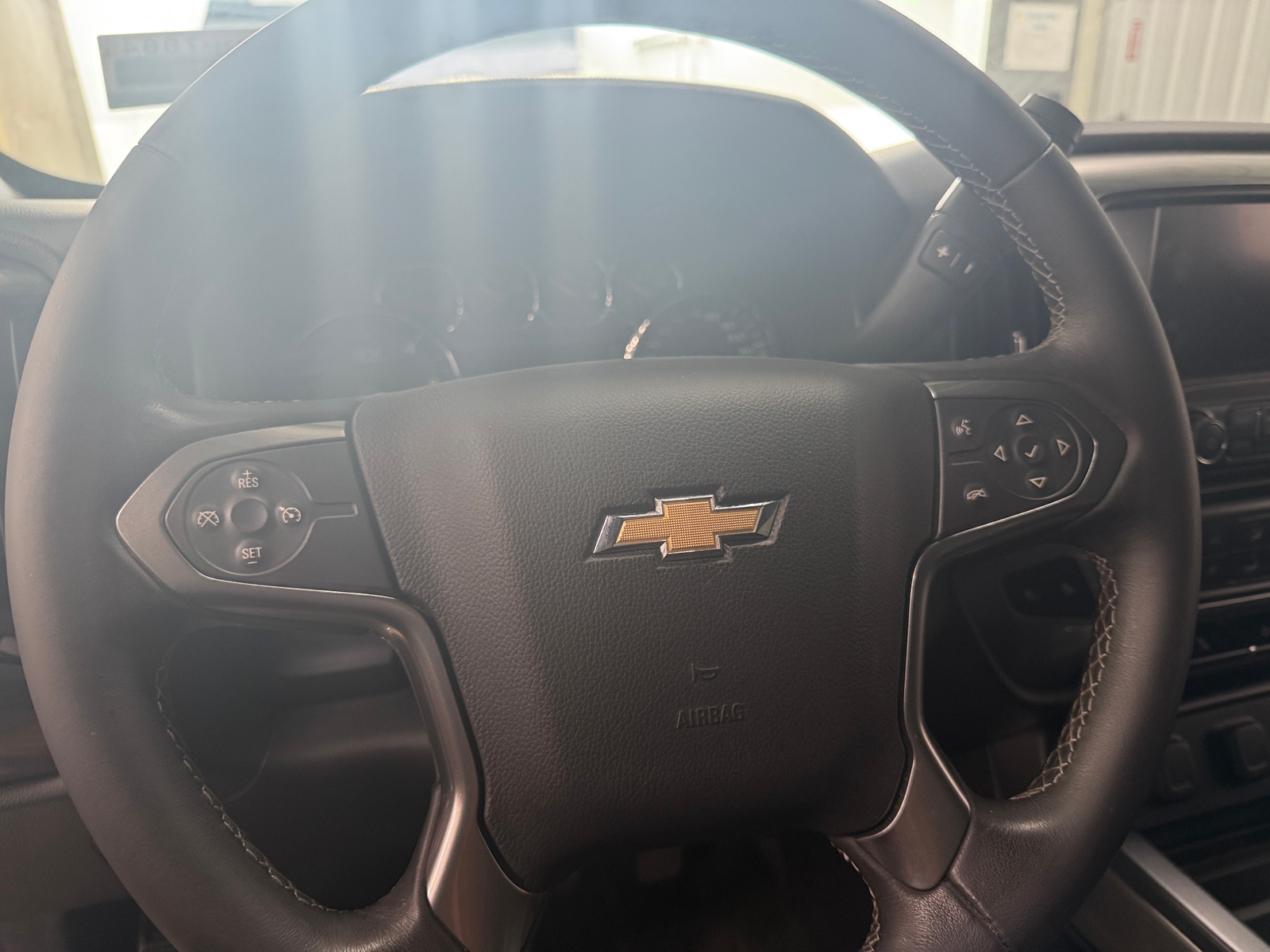 Thumbnail: 2017 Chevrolet Silverado 1500 - 5