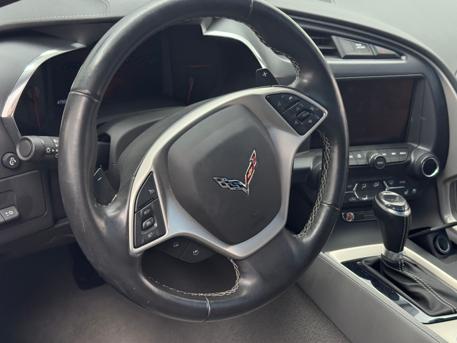 Thumbnail: 2015 Chevrolet Corvette - 3