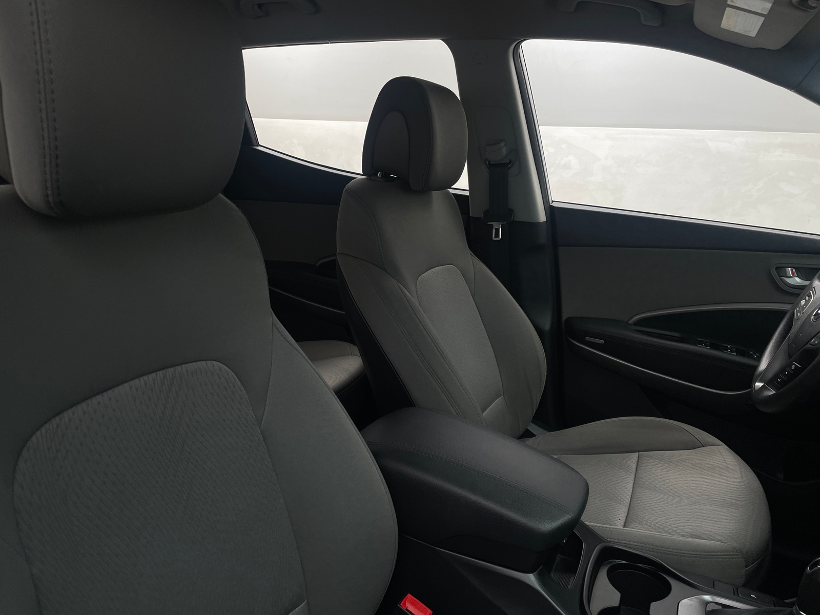 Thumbnail: 2015 Hyundai Santa Fe - 2