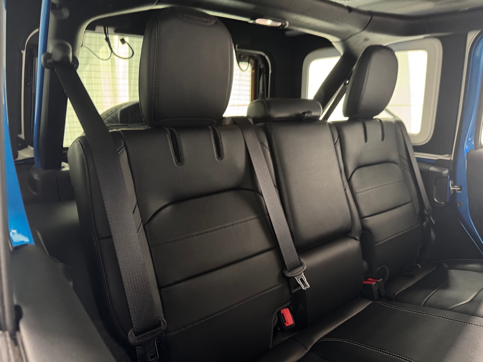 Thumbnail: 2022 Jeep Wrangler - 5