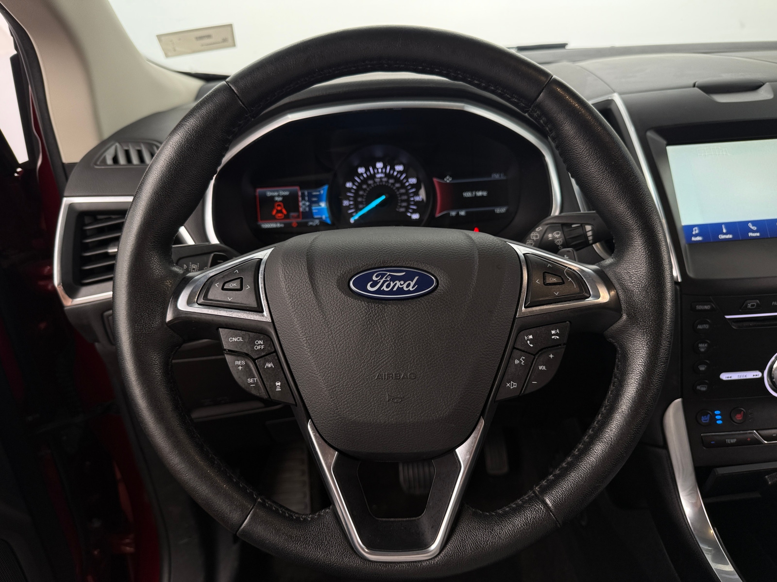Thumbnail: 2019 Ford Edge - 4