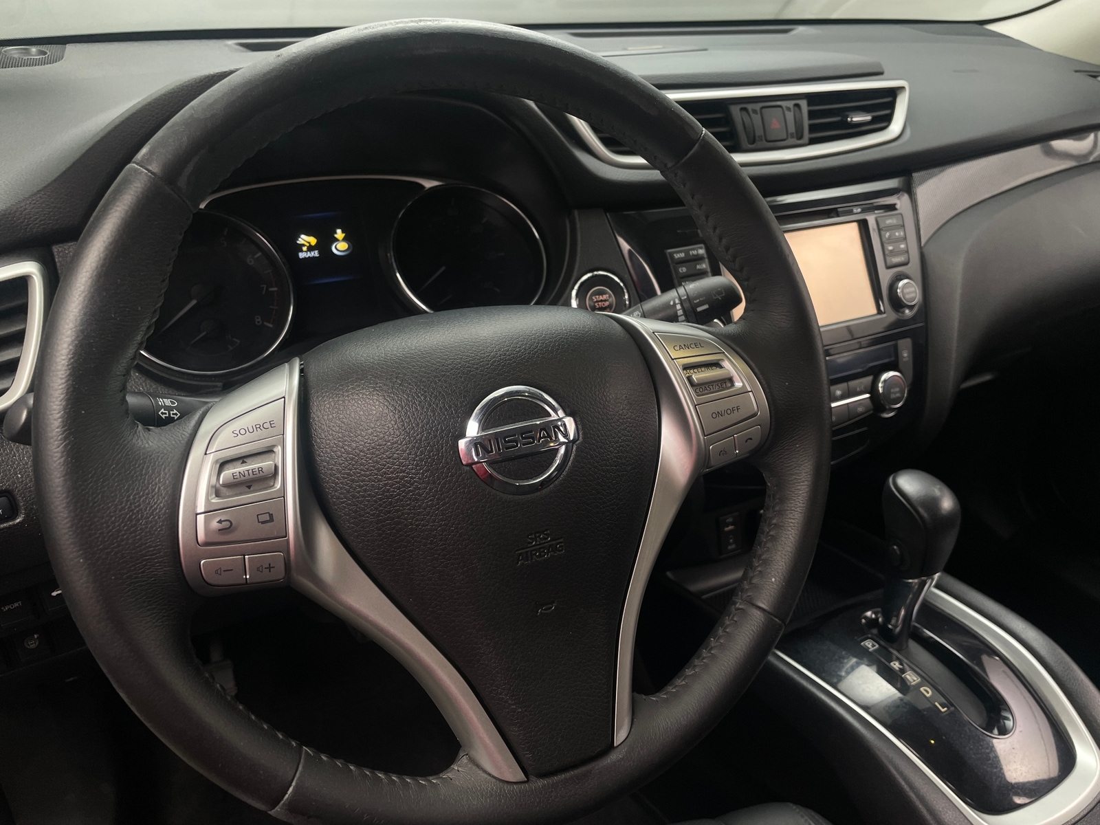 Thumbnail: 2015 Nissan Rogue - 4