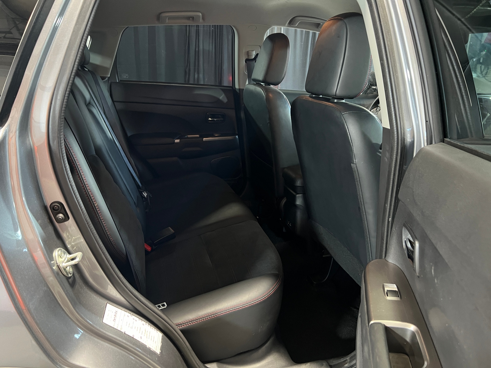 Thumbnail: 2024 Mitsubishi Outlander Sport - 6