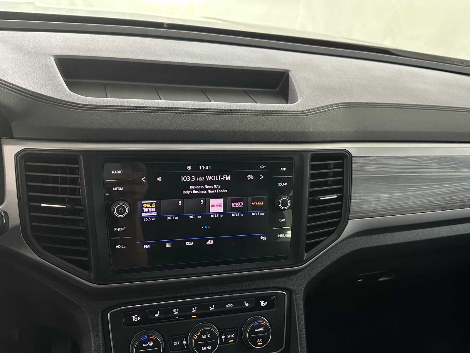 Thumbnail: 2020 Volkswagen Atlas - 3