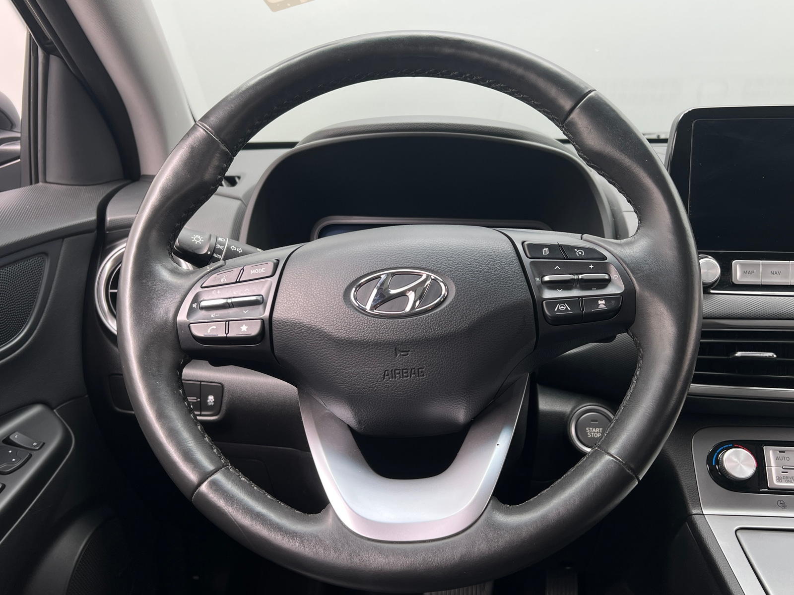 Thumbnail: 2023 Hyundai Kona - 4