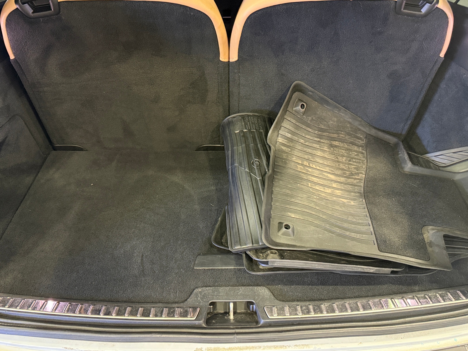 Thumbnail: 2020 Volvo XC90 - 6