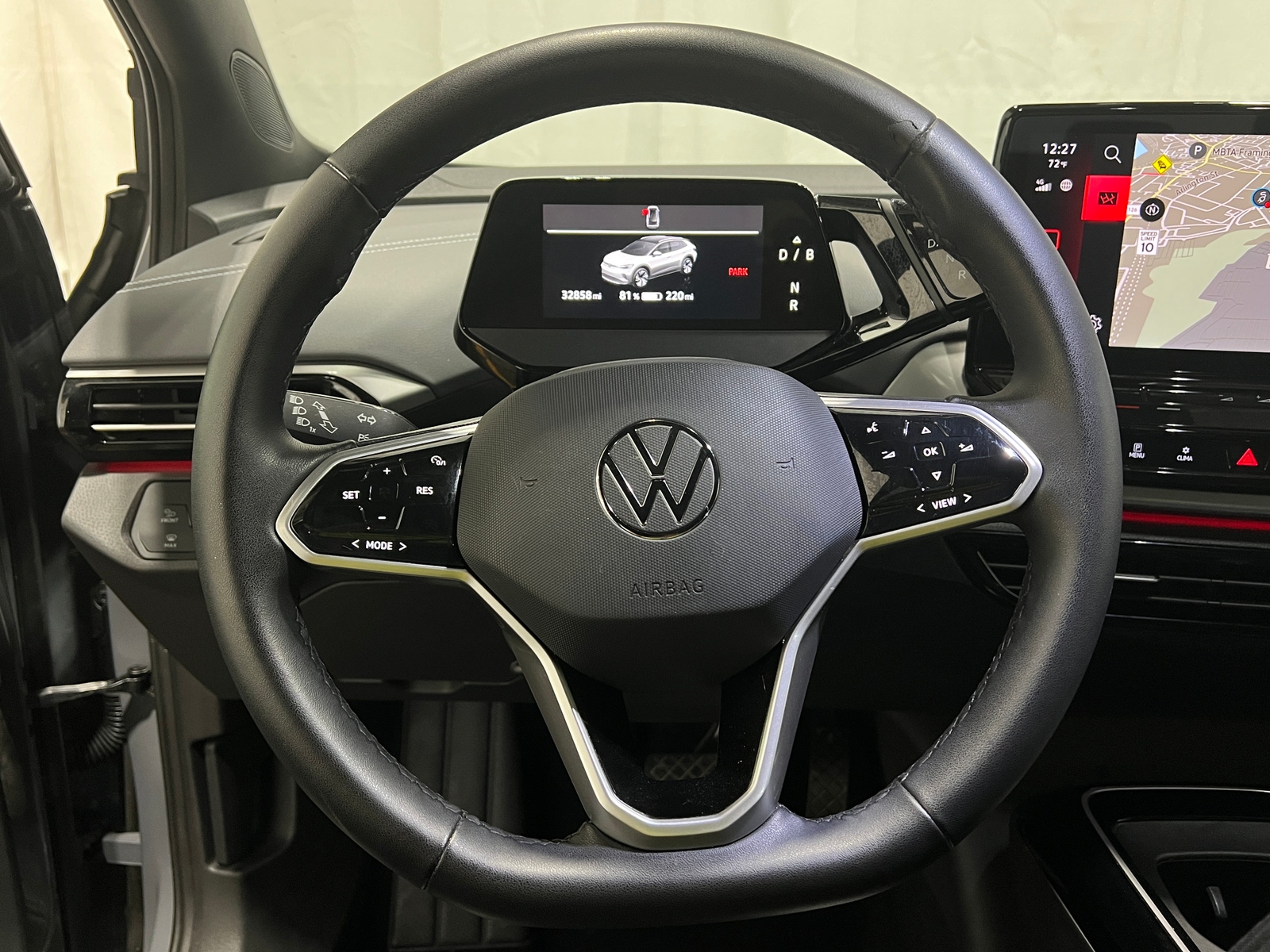 Thumbnail: 2023 Volkswagen ID.4 - 4