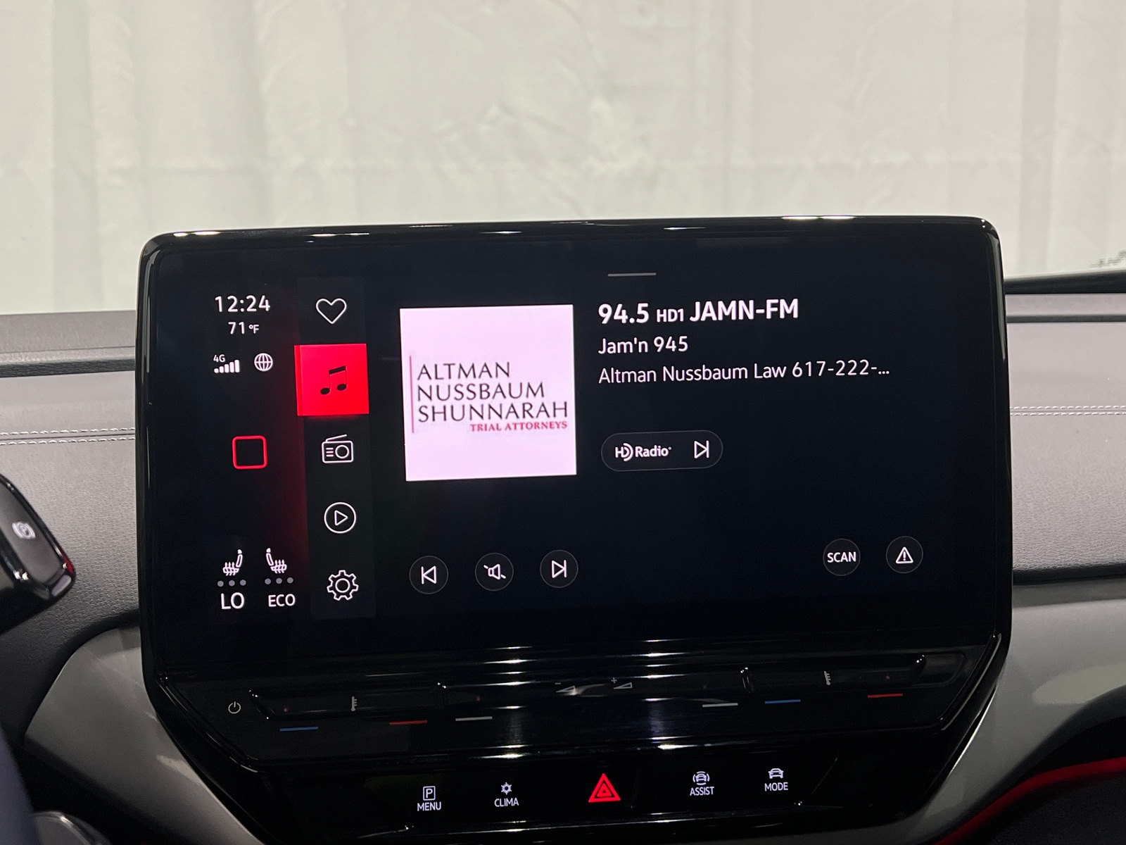 Thumbnail: 2023 Volkswagen ID.4 - 3