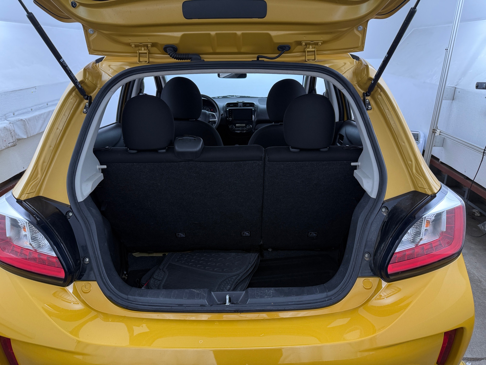 Thumbnail: 2022 Mitsubishi Mirage - 7