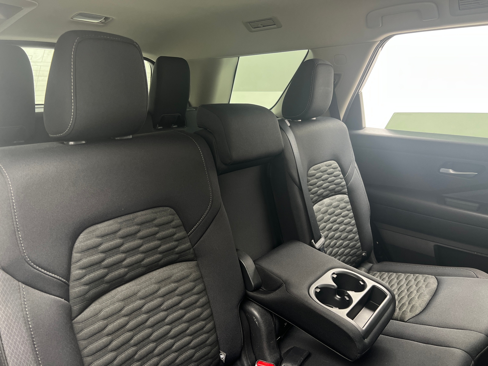 Thumbnail: 2022 Nissan Pathfinder - 6
