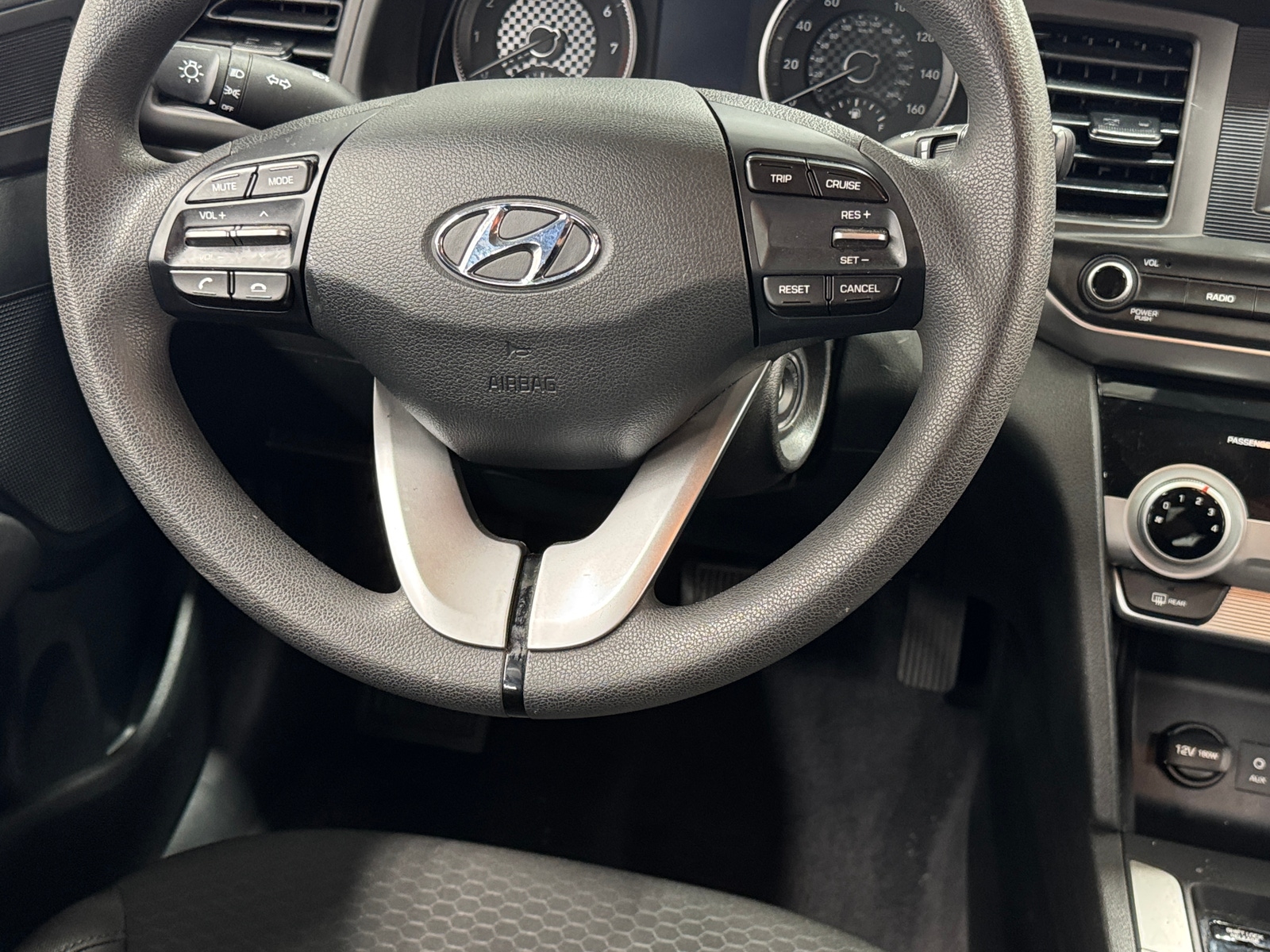 Thumbnail: 2019 Hyundai Elantra - 5