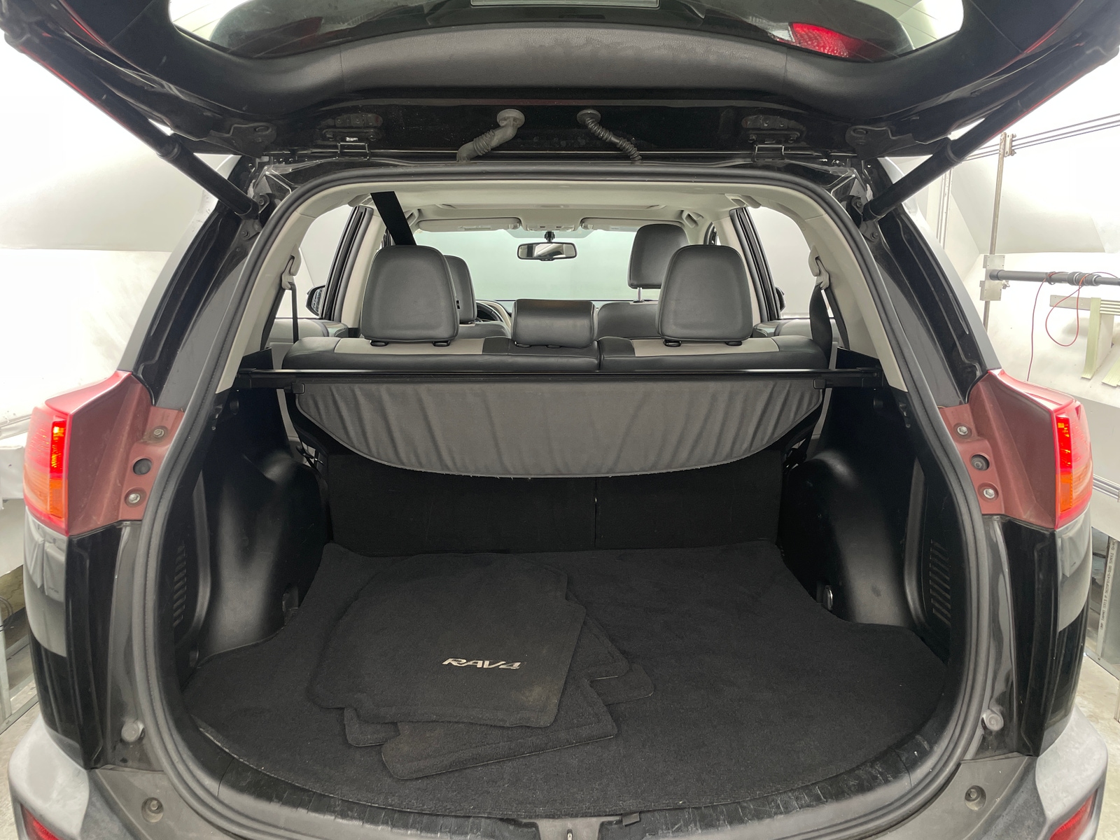 Thumbnail: 2013 Toyota RAV4 - 7