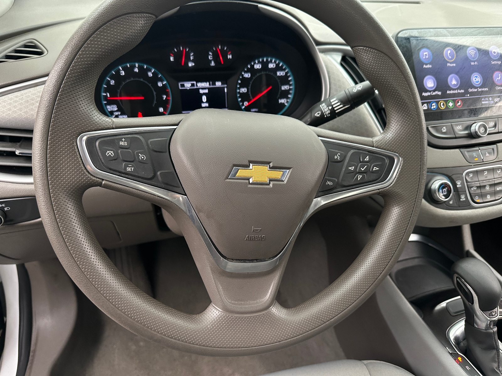 Thumbnail: 2022 Chevrolet Malibu - 5