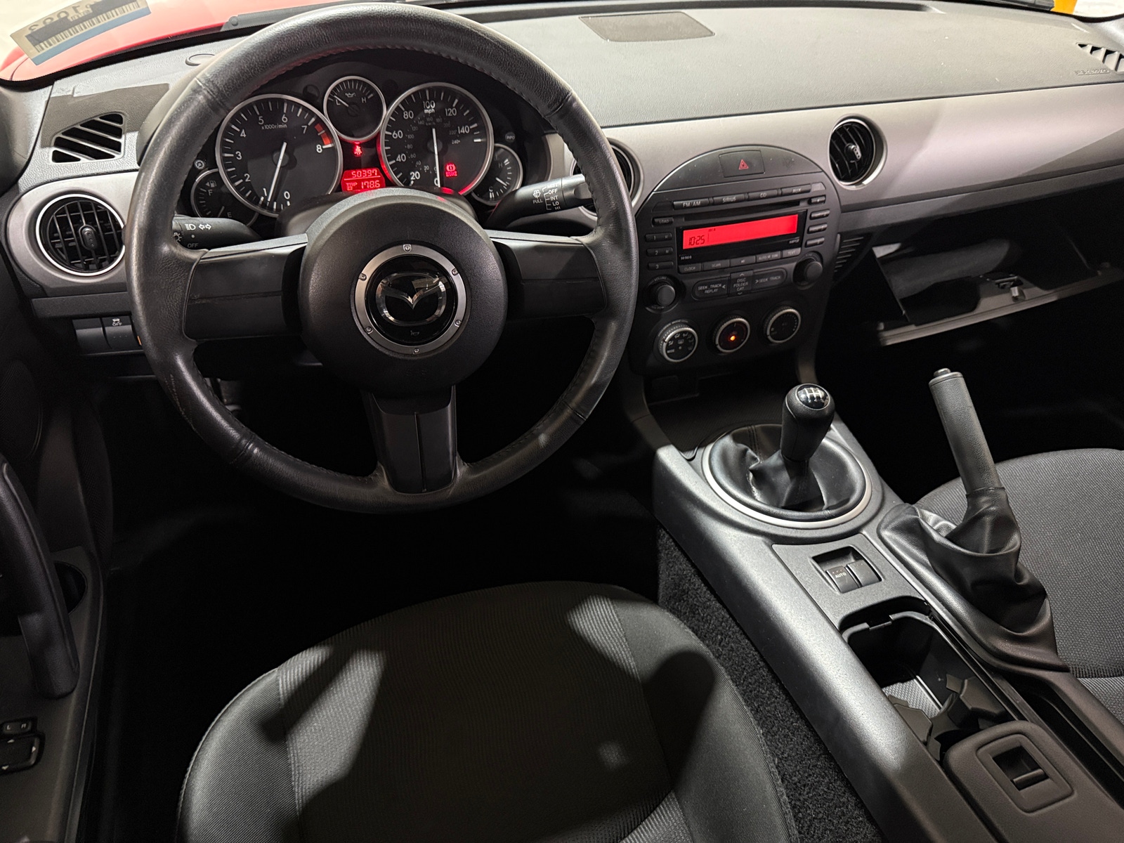 Thumbnail: 2012 Mazda MX-5 Miata - 3