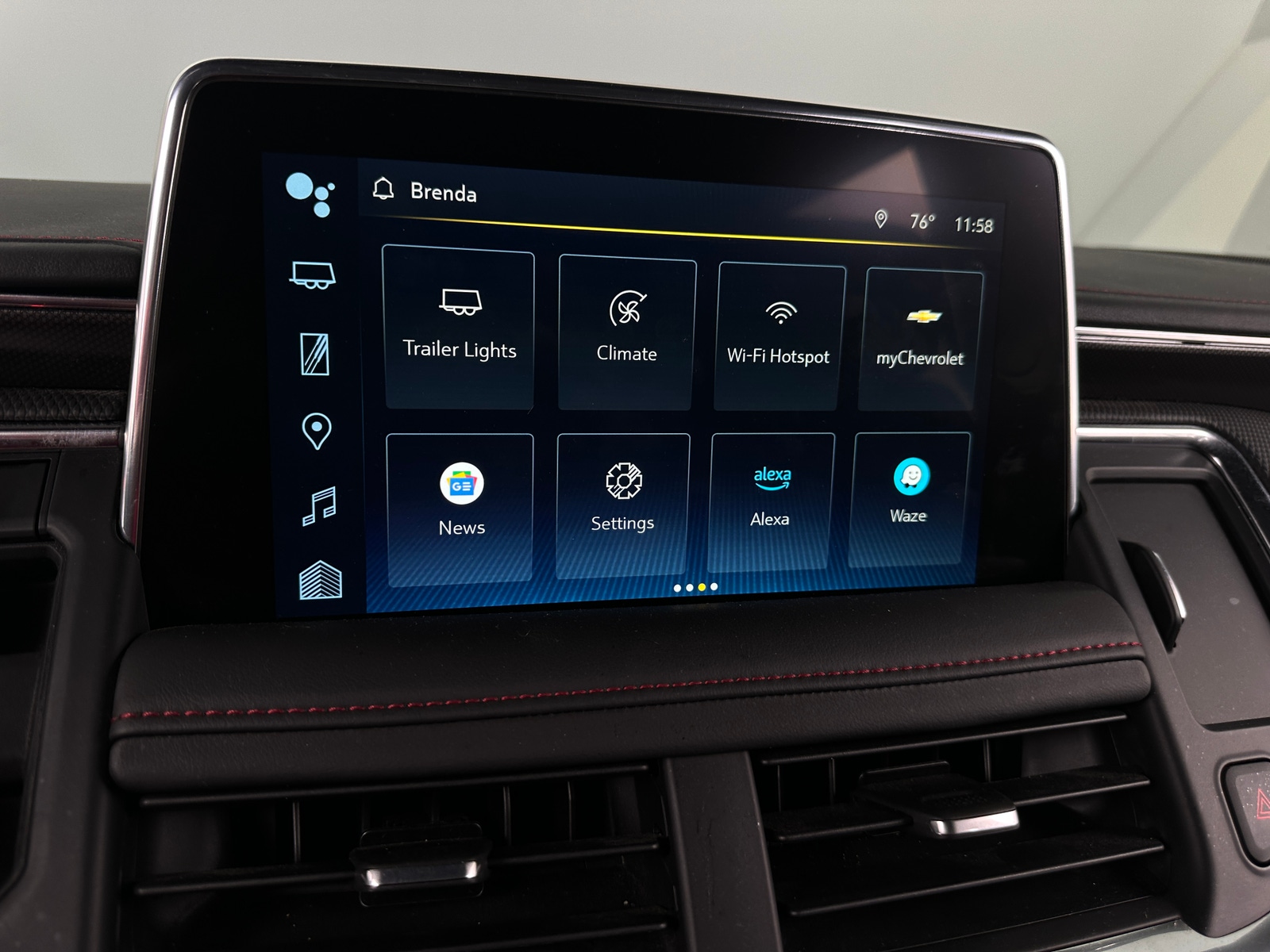 Thumbnail: 2022 Chevrolet Suburban - 3